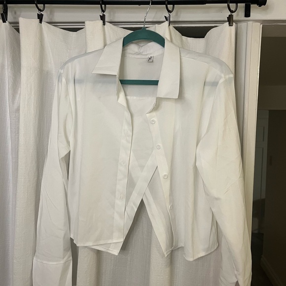White long sleeve shirt - Picture 1 of 3